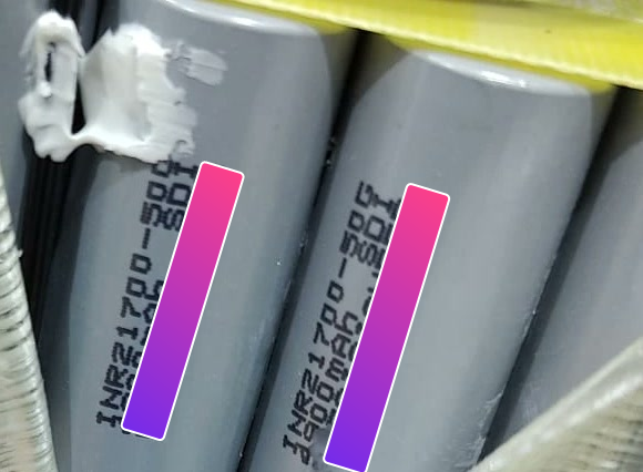 Grey cell wrappers with the seller-name lines covered by matching purple-pink strips