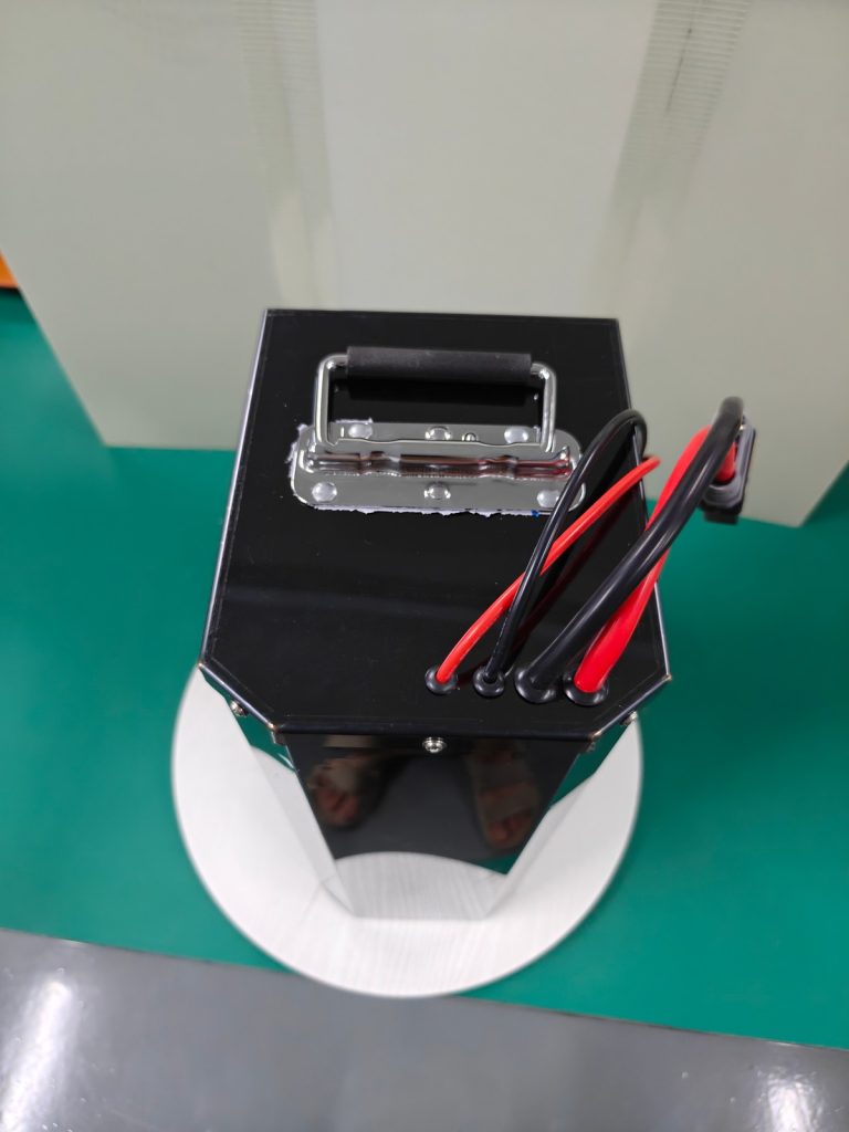 Standard CRF250 case top and chrome handle with attached red and black leads