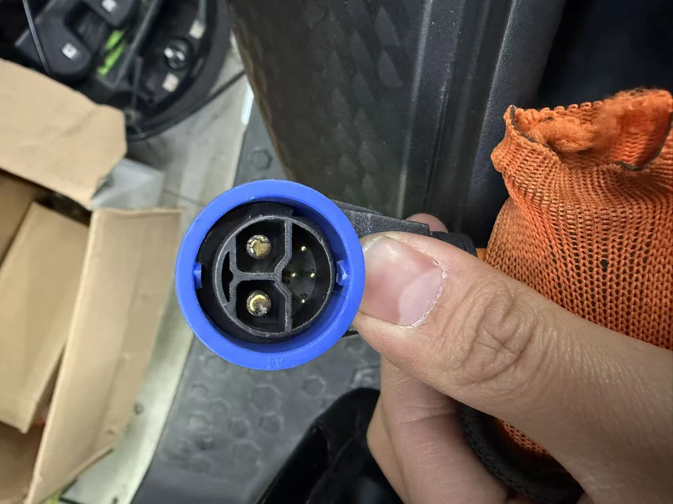 The photos that help us check your battery